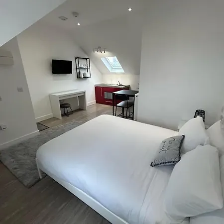 Apartment 7 Studio, Filton, Next To Airbus Bristol